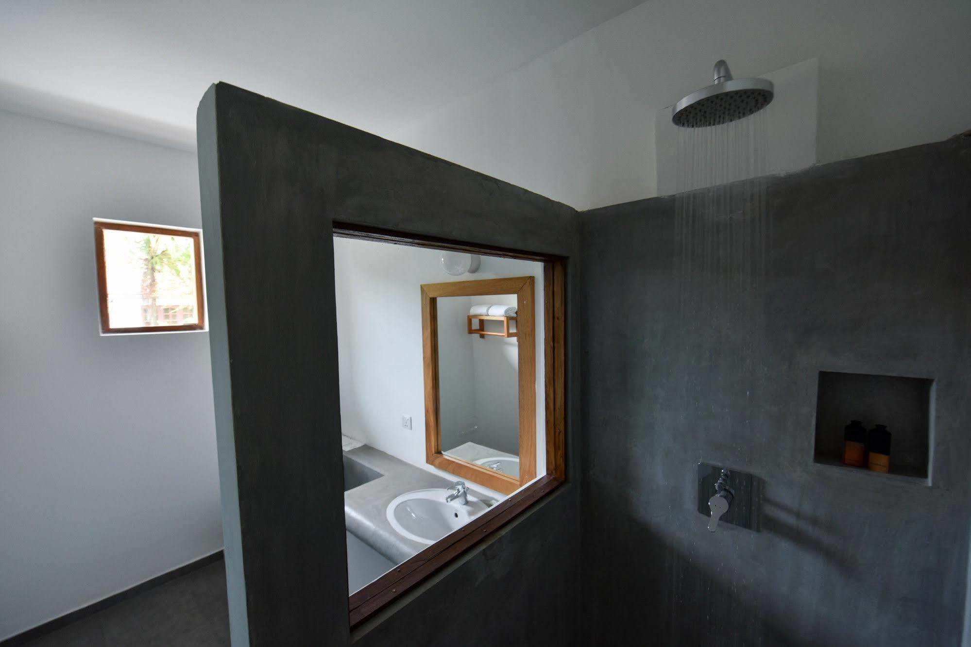 Moss Bnb Коломбо Экстерьер фото