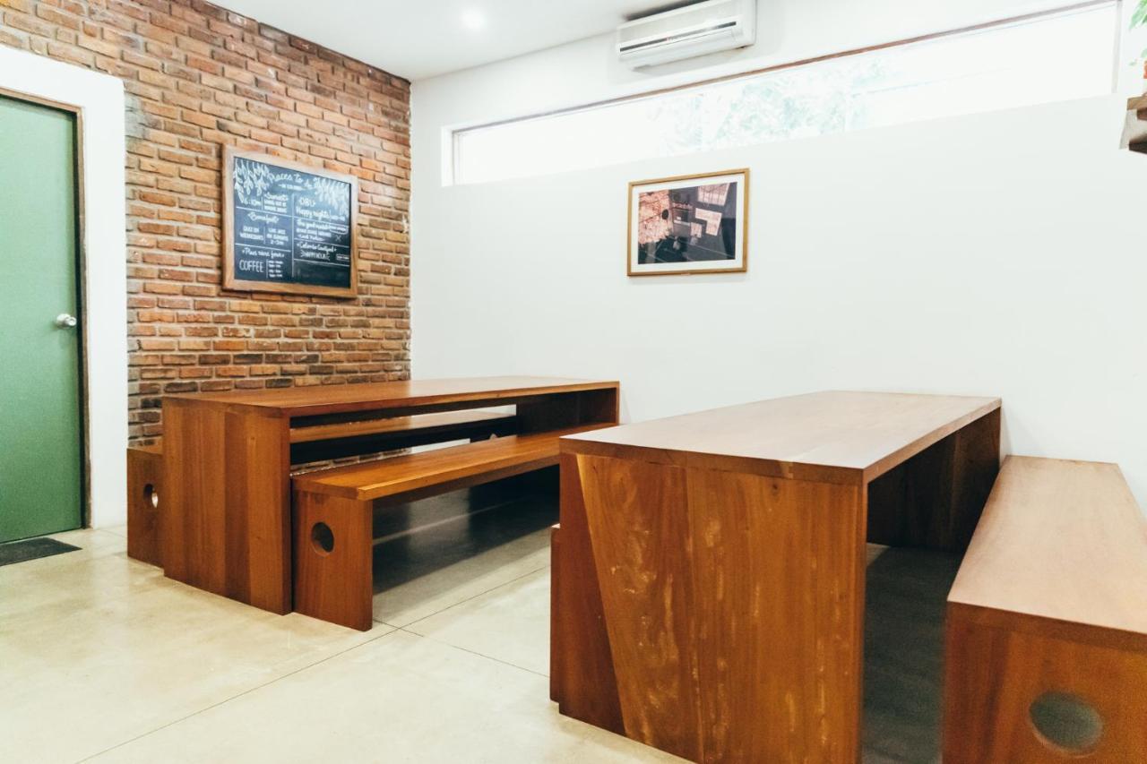 Moss Bnb Коломбо Экстерьер фото